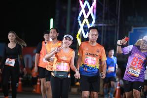 BIB: 22444, 96992
                            <button type="button" onclick="openModal(21613802)" class="btn btn-primary btn-sm float-right btn-popup" data-toggle="modal" data-target=".modal-high-quality">
                        <i class="fas fa-shopping-cart"></i> Add to Cart
                    </button>
                                            <button type="button" onclick="isThisMe(21613802, true)" class="btn btn-success btn-sm float-right btn-popup btn-isme hidden" data-toggle="tooltip" data-placement="bottom" title="นี่คือรูปของคุณใช่ไหม คลิกที่นี่เพื่อเอาเข้าอัลบั้ม">
                        <i class="fas fa-plus"></i> Add to album
                    </button>
                    <button type="button" onclick="isThisMe(21613802, false)" class="btn btn-warning btn-sm float-right btn-popup btn-isnotme hidden">
                        <i class="fas fa-ban"></i> Remove from album
                    </button>